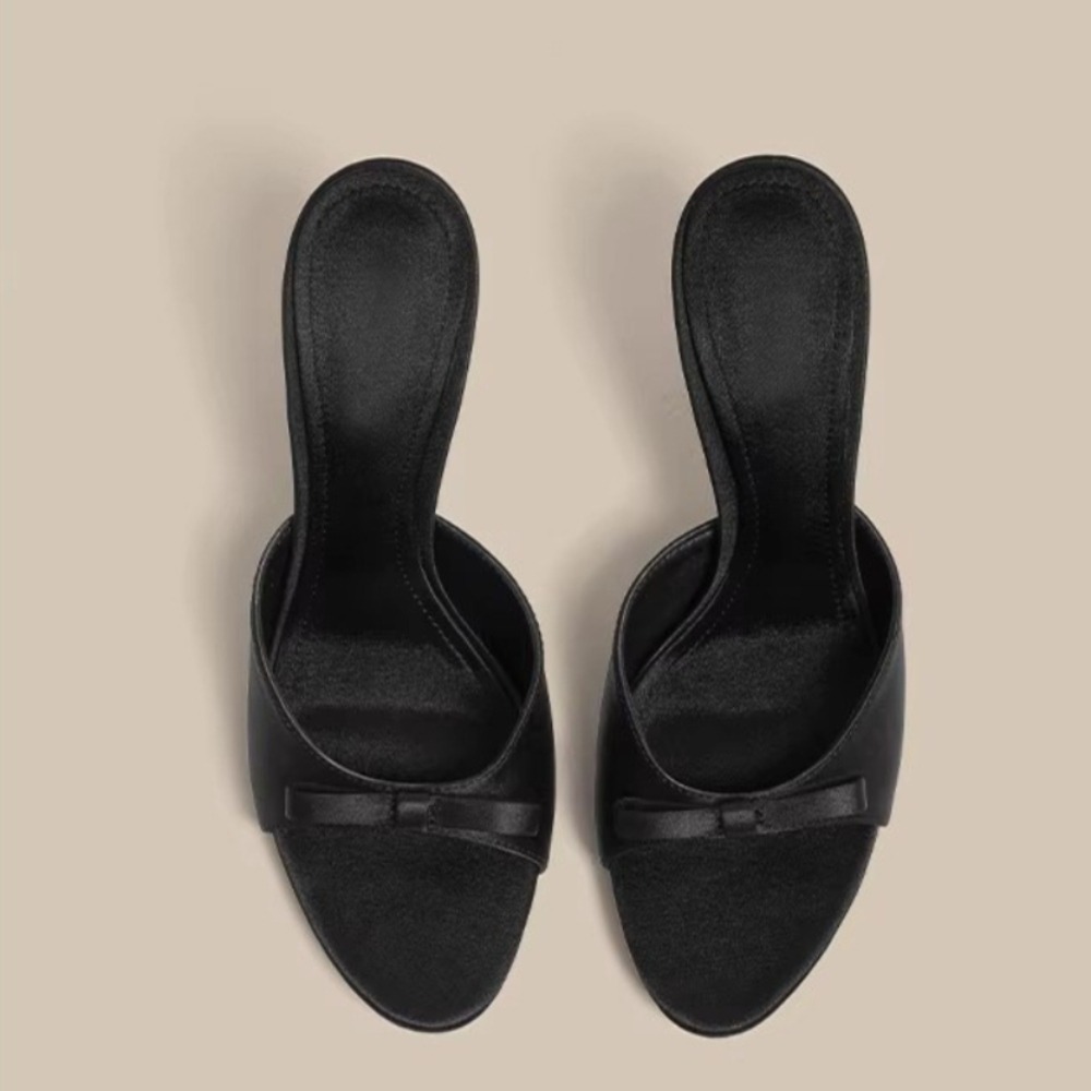 Damskie letnie klapki na cienk – Butterfly Rubber Sheet recenzja i cena